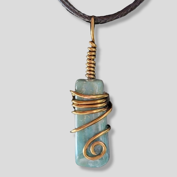 Handmade Jewelry - Green Agate Wire Wrapped Necklace